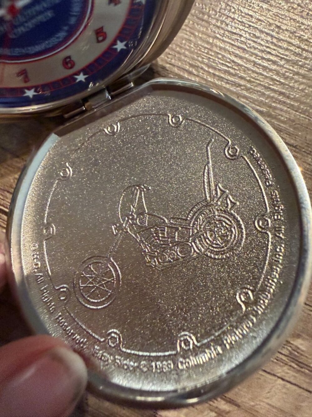 1998 Harley-Davidson "The Ultimate Chopper" Pocket Watch & Display Stand By Fran - Picture 6 of 6